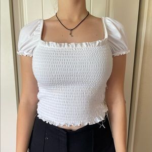 FRAYED WHITE CROP TOP